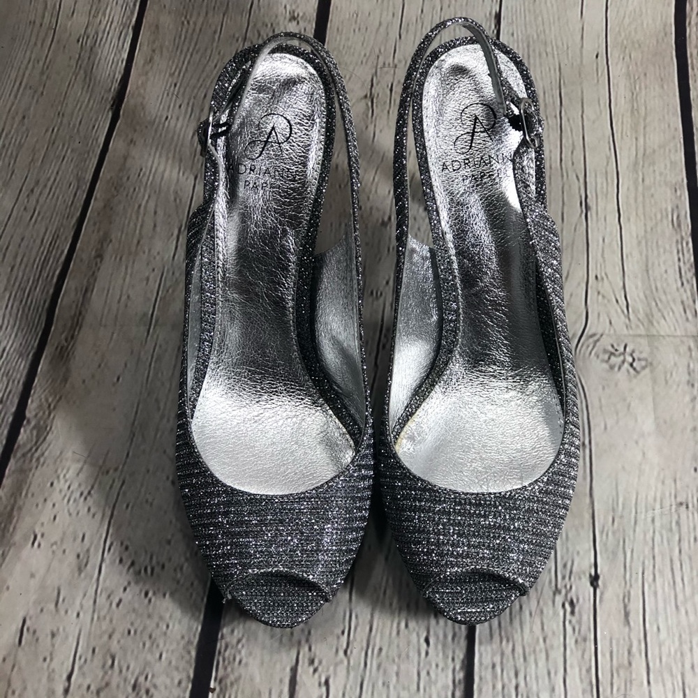 Adrianna Papell Wallace Pewter Silver Pumps US9.5
